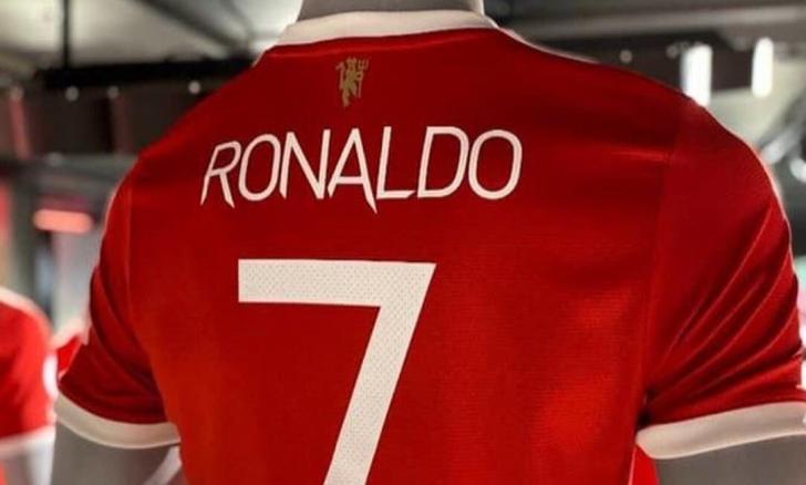 Cristiano Ronaldo fue suplente en el primer partido de la temporada del Manchester United en Premier League